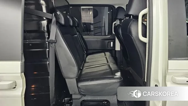 Hyundai Staria 2022 Белый из Кореи, фото 3