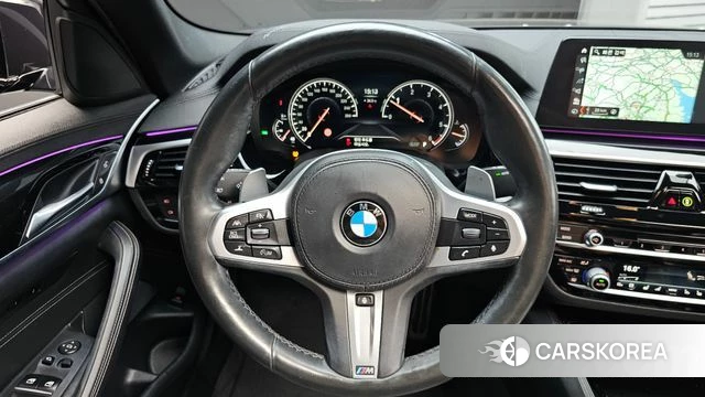 BMW 5 Series (G30) 2018 Черный из Кореи, фото 3