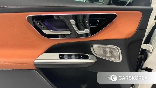 Mercedes-Benz GLC-Class X254 2024 Белый из Кореи, фото 3