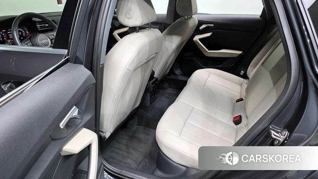 Audi A3 (8Y) 2023 Серый из Кореи, фото 3
