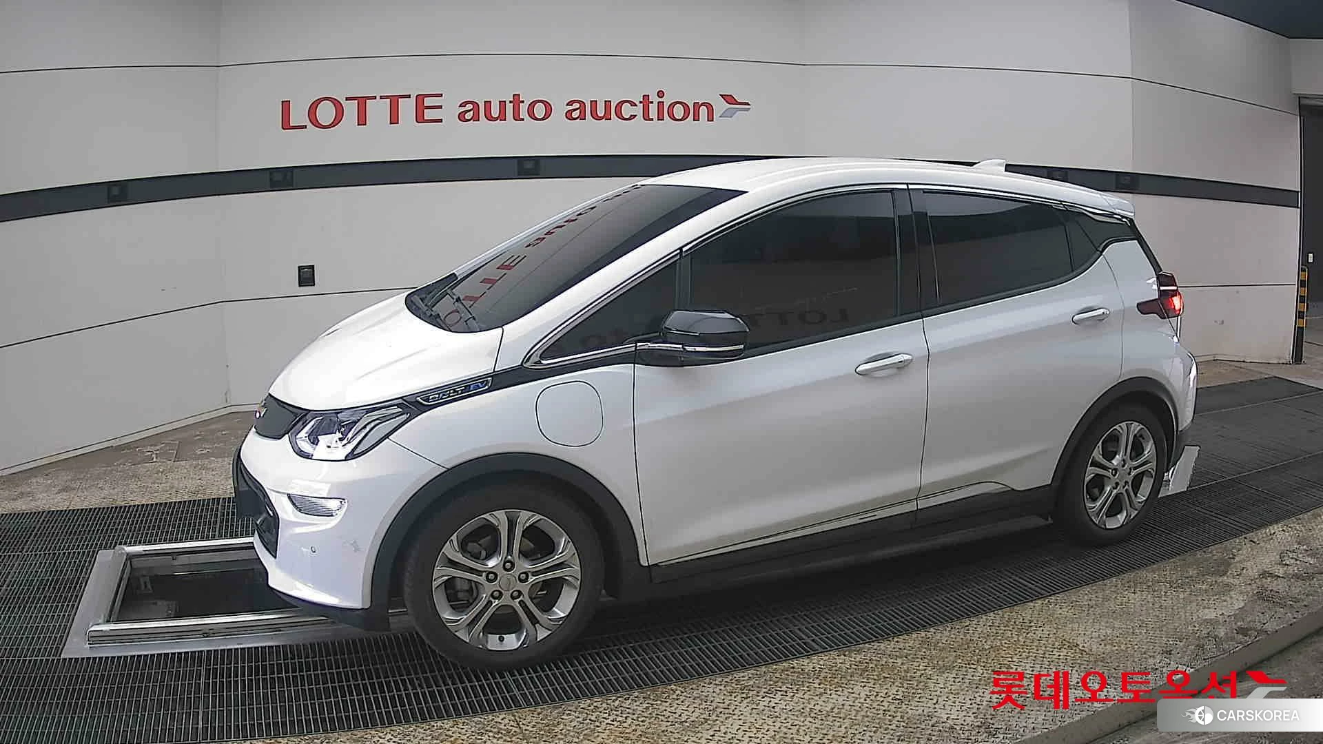 Korea G M Bolt (EV) 2019 Pure White из Кореи, фото 3