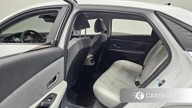 Hyundai Avante (CN7) 2023 Белый из Кореи, фото 3