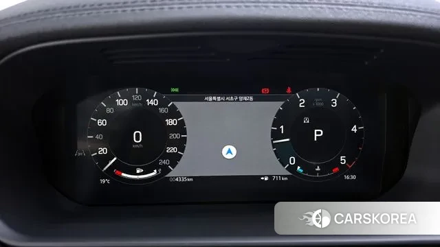 Land Rover Discovery 5 2024 Белый из Кореи, фото 3