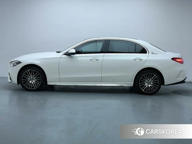 Mercedes-Benz Class C 2024 Белый из Китая, фото 3
