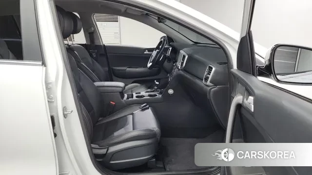 Kia Sportage The Bold 2018 Белый из Кореи, фото 3