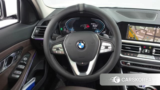 BMW 3 Series (G20) 2022 Белый из Кореи, фото 3