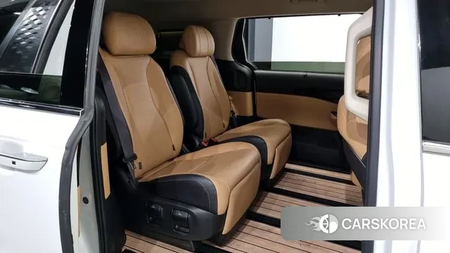 Kia Carnival 4th generation 2023 Белый из Кореи, фото 3