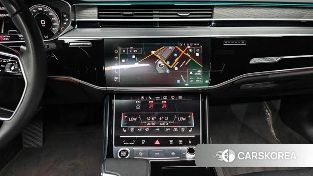 Audi A8 (D5) 2023 Белый из Кореи, фото 3