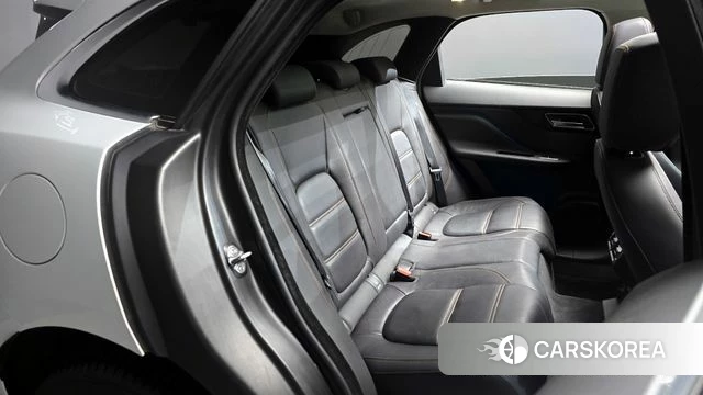 Jaguar F-PACE 2019 Черный из Кореи, фото 3