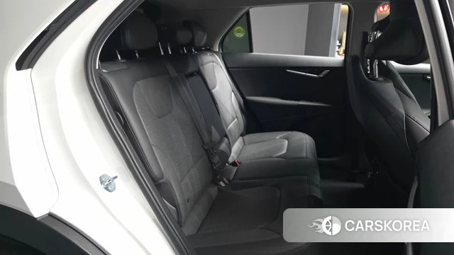 Kia Di Ol Nu Niro 2022 Белый из Кореи, фото 3