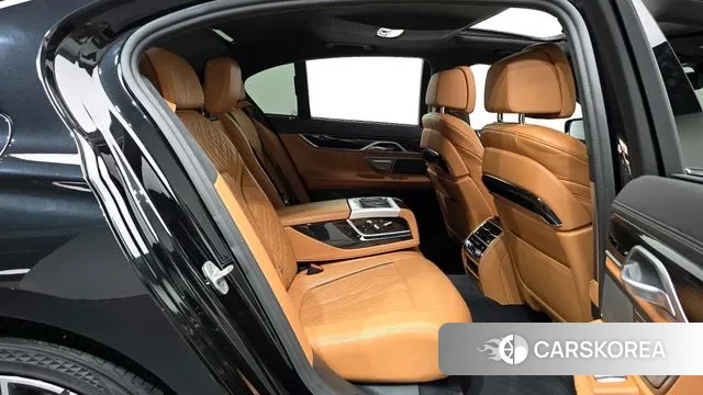 BMW 7 Series (G11) 2021 Черный из Кореи, фото 3