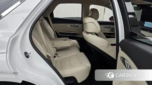 Genesis GV70 2023 Белый из Кореи, фото 3