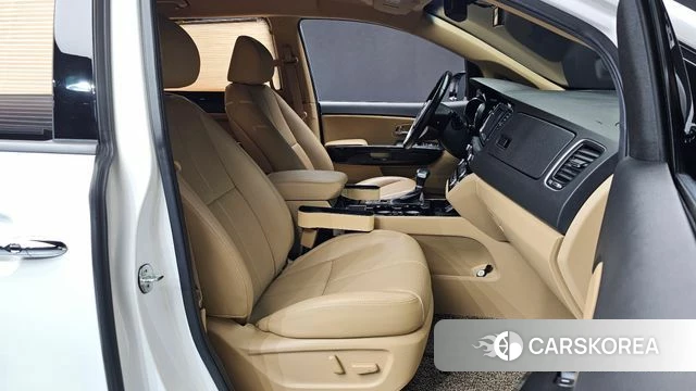 Kia The New Carnival 2019 Белый из Кореи, фото 3