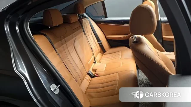 BMW 5 Series (G30) 2019 Серый из Кореи, фото 3