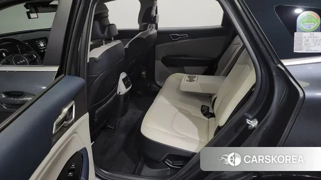 Kia Sportage 5th Generation Hybrid 2023 Серый из Кореи, фото 3