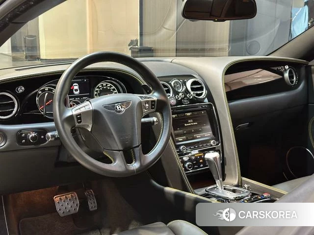 Bentley Continental 2018 Желтый из Китая, фото 3