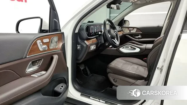 Mercedes-Benz GLE-Class W167 2023 Белый из Кореи, фото 3