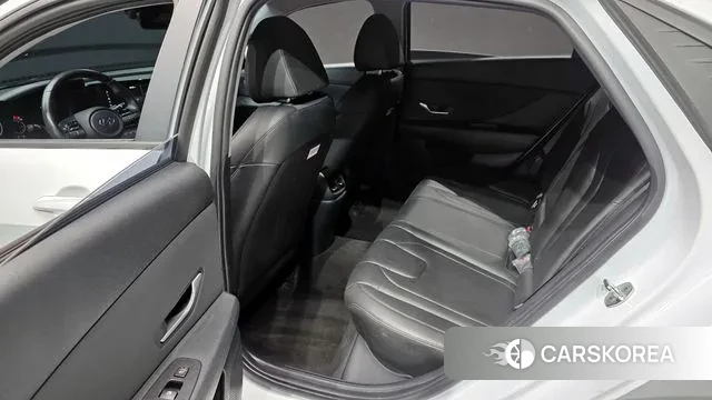 Hyundai Avante (CN7) 2022 Белый из Кореи, фото 3