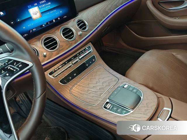 Mercedes-Benz E-class 2021 Черный из Китая, фото 3
