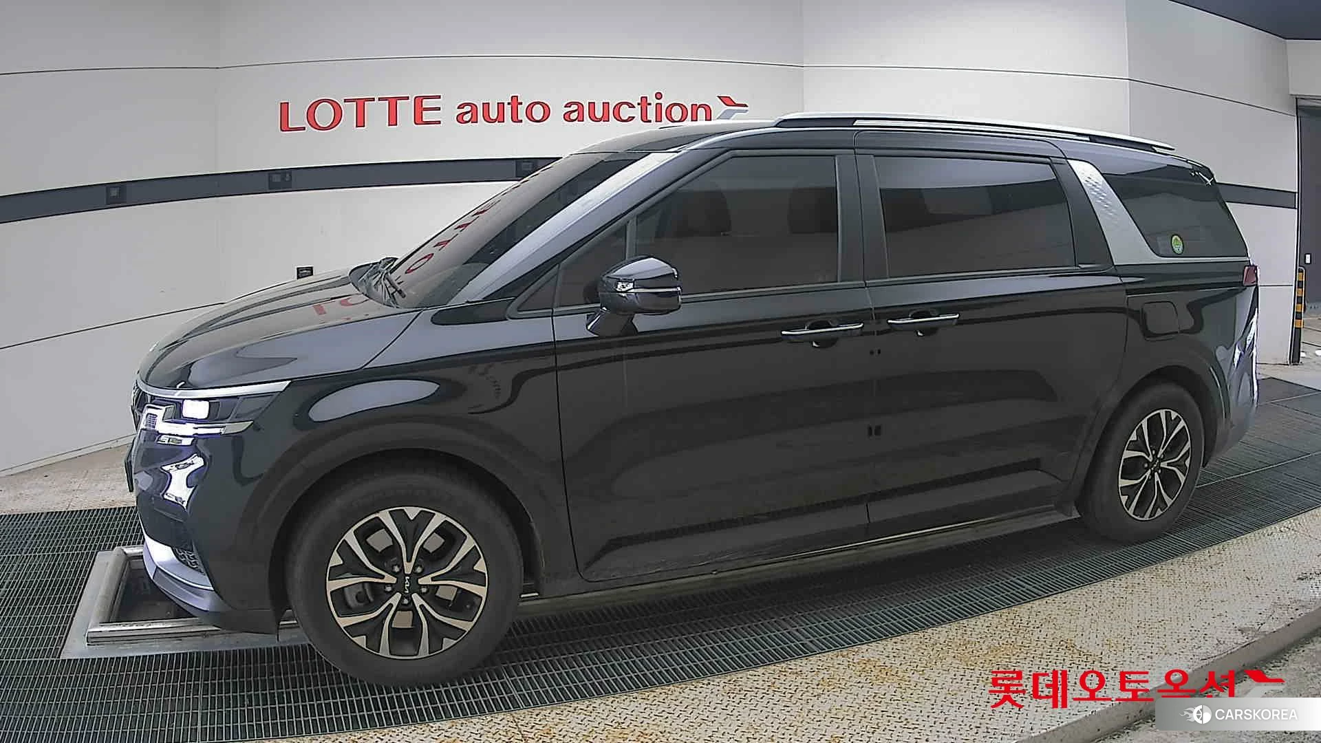 Kia Carnival 2022 Aurora Black Pearl из Кореи, фото 3