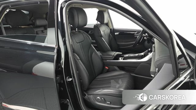 Genesis GV80 2022 Черный из Кореи, фото 3