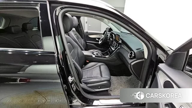 Mercedes-Benz GLC-Class X253 2018 Черный из Кореи, фото 3