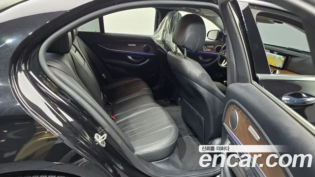 Mercedes-Benz E-Class W213 2019 Черный из Кореи, фото 3