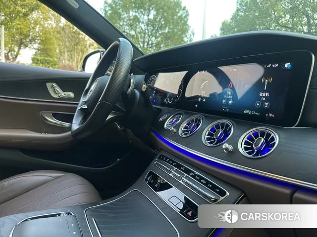 Mercedes-Benz E-class (imported) 2022 Черный из Китая, фото 3