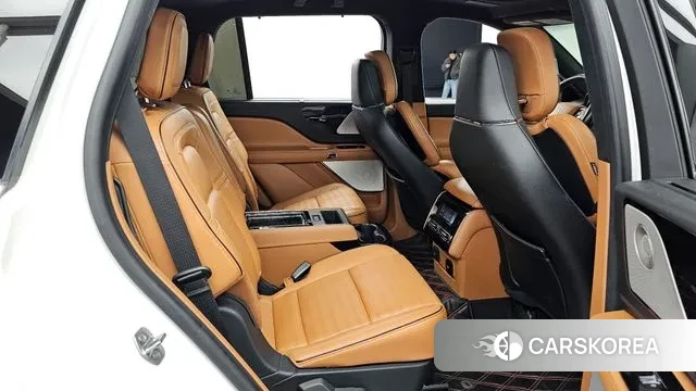 Lincoln Aviator 2nd generation 2022 Белый из Кореи, фото 3