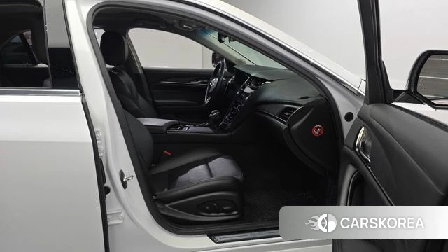 Cadillac CTS 3rd generation 2018 Белый из Кореи, фото 3