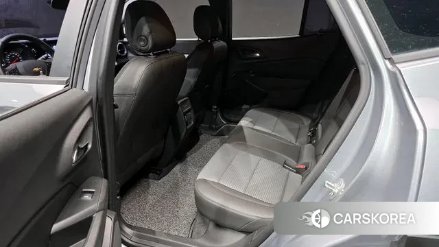 Chevrolet (GM Daewoo) Trax Crossover 2024 Серый из Кореи, фото 3