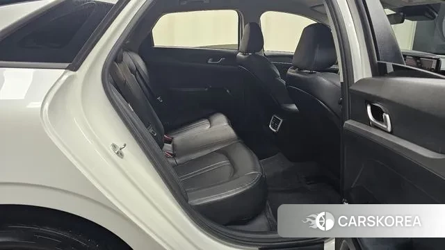 Kia K5 3rd generation 2022 Белый из Кореи, фото 3