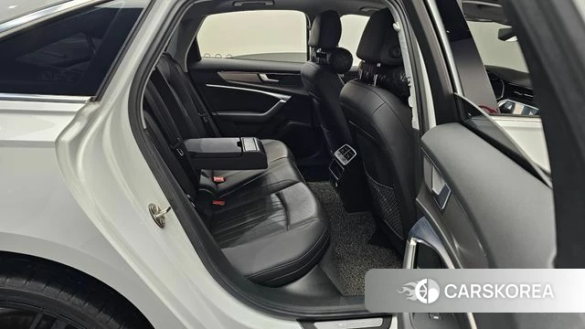 Audi A6 (C8) 2020 Белый из Кореи, фото 3