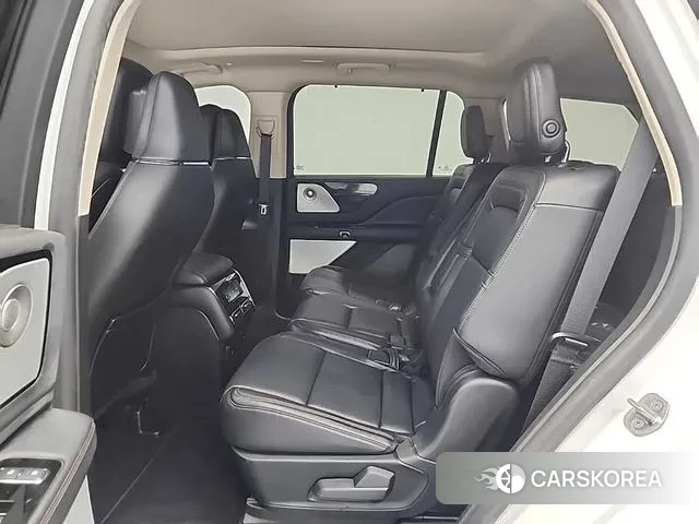 Lincoln Aviator 2nd generation 2020 Белый из Кореи, фото 3