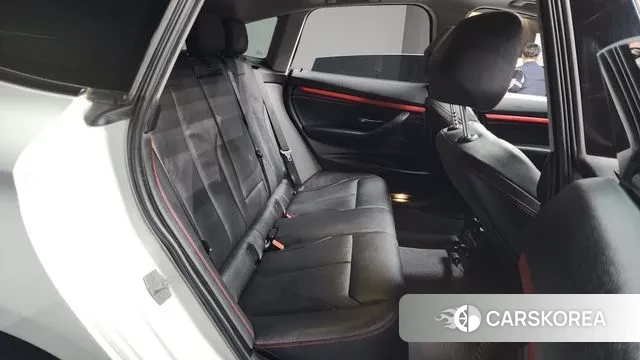 BMW 3 Series GT (F34) 2019 Белый из Кореи, фото 3