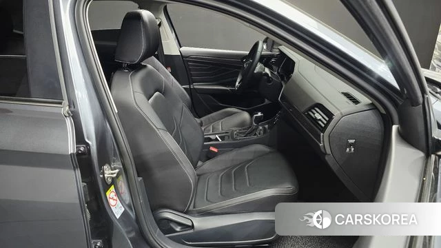 Volkswagen 7th Generation of Jetta 2023 Серый из Кореи, фото 3