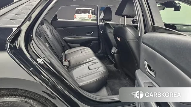 Hyundai The New Avante (CN7) 2024 Черный из Кореи, фото 3