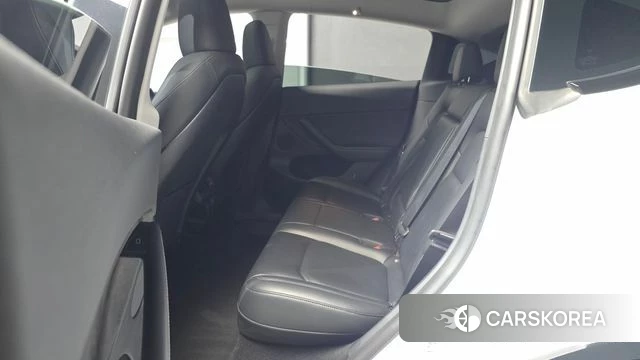 Tesla Model Y 2024 Белый из Кореи, фото 3