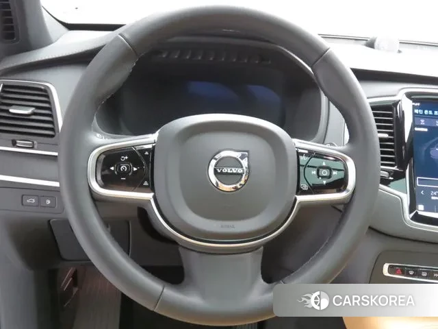 Volvo XC90 second Generation 2024 Серый из Кореи, фото 3