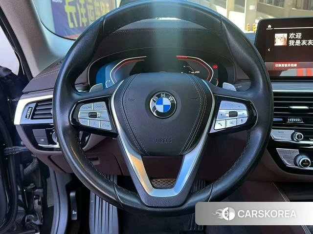 BMW 5 series 2021 Черный из Китая, фото 3