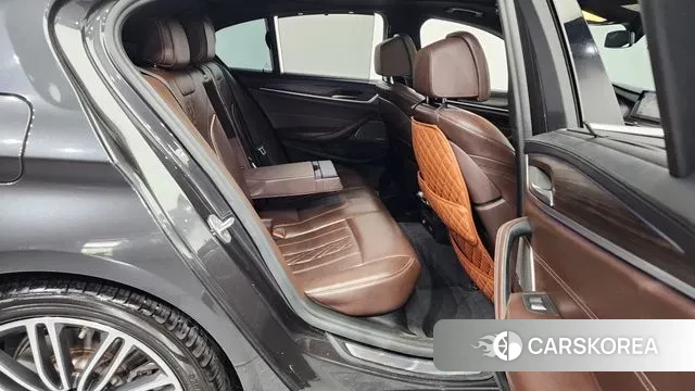 BMW 5 Series (G30) 2020 Серый из Кореи, фото 3