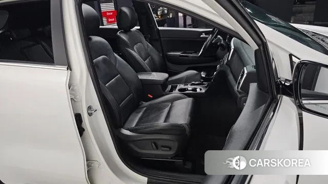 Kia Sportage The Bold 2018 Белый из Кореи, фото 3