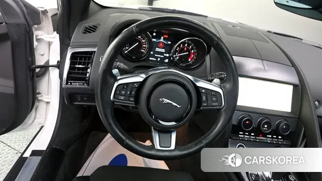Jaguar F-TYPE 2018 Белый из Кореи, фото 3