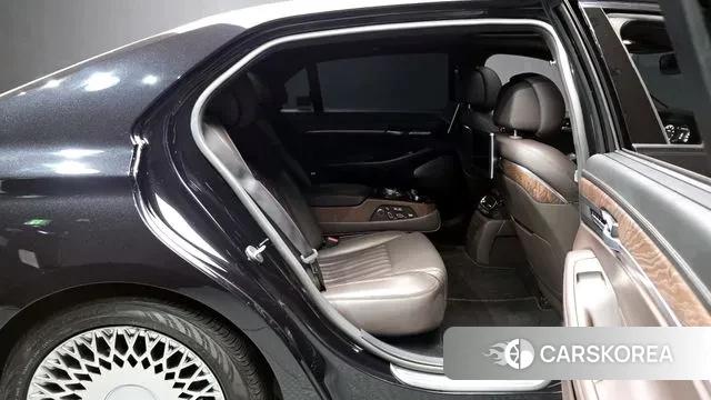 Genesis G90 2021 Черный из Кореи, фото 3