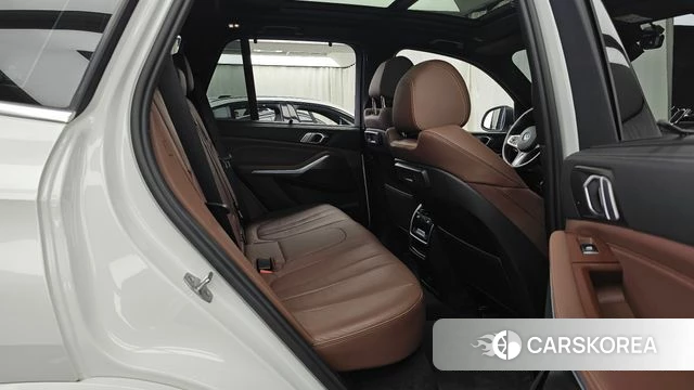 BMW X5 (G05) 2022 Белый из Кореи, фото 3