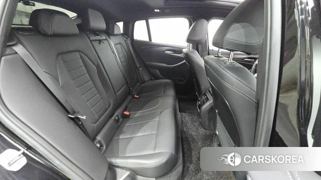 BMW X4 (G02) 2024 Черный из Кореи, фото 3