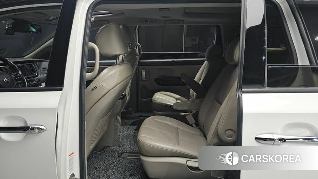 Kia The New Carnival 2018 Белый из Кореи, фото 3