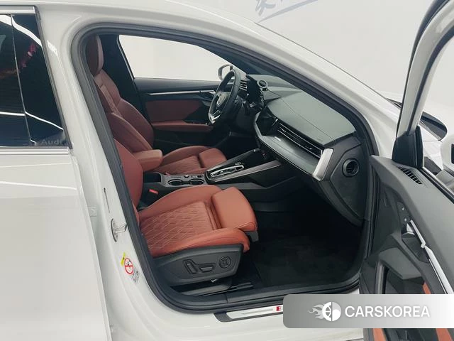 Audi A3 2025 Белый из Китая, фото 3