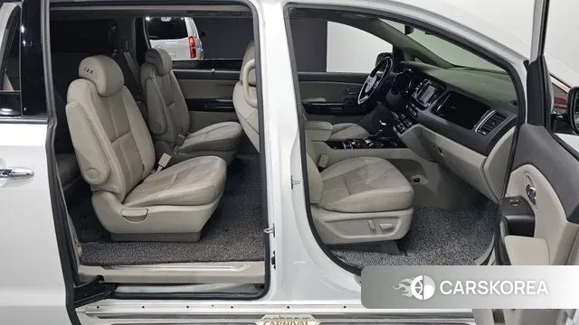 Kia All New Carnival 2018 Белый из Кореи, фото 3