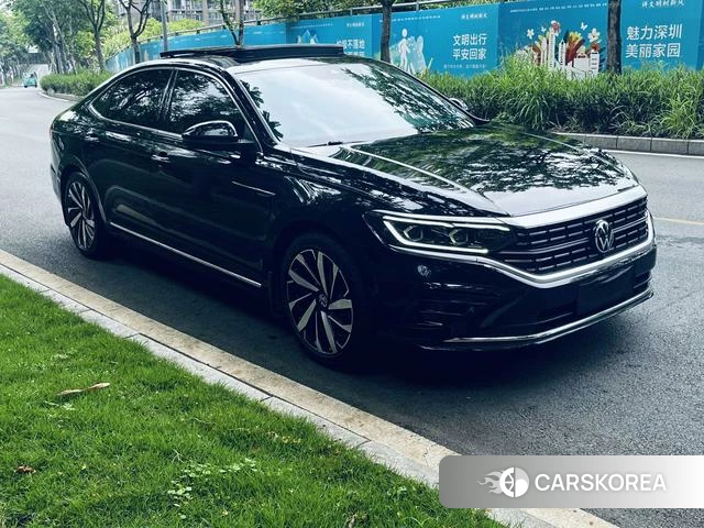 Volkswagen Passat 2024 Черный из Китая, фото 3